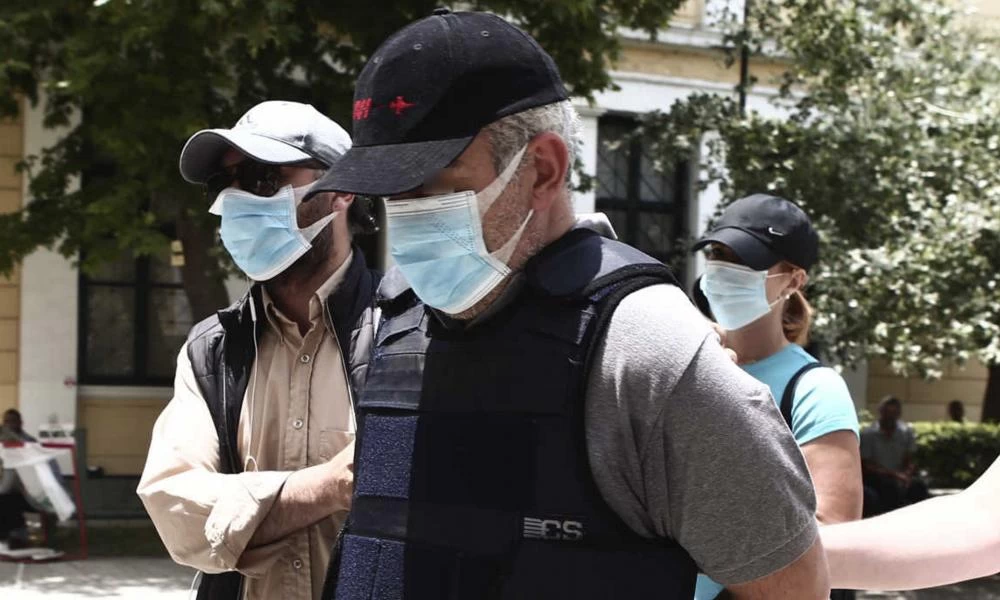 Υπόθεση ψευτογιατρού: Νέες αποκαλύψεις για το ψεύτικο ιατρείο του